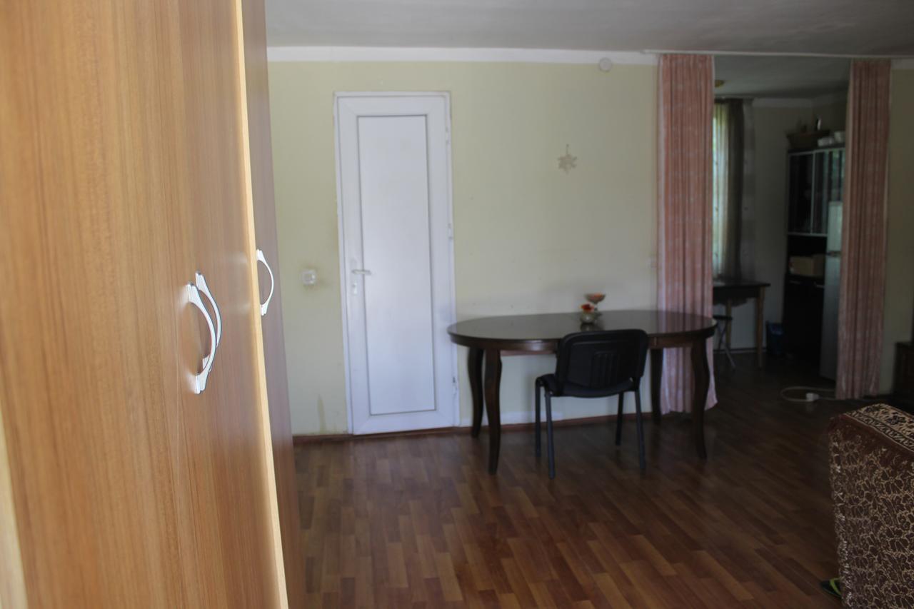 Appartamento Nunuka House Tserovani Esterno foto